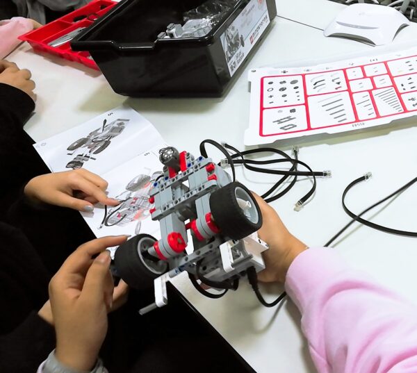 EV3 Mindstorms.